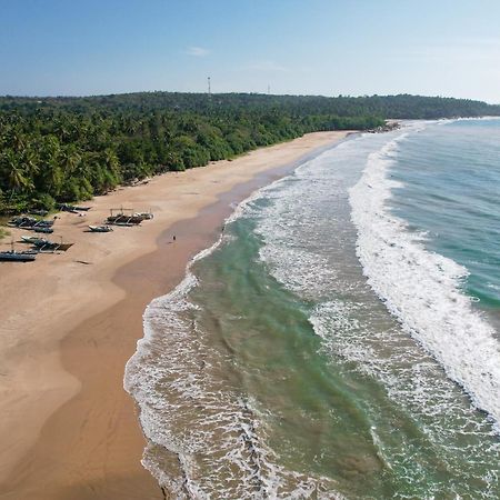 Mawella Beach Resort Tangalle Ngoại thất bức ảnh