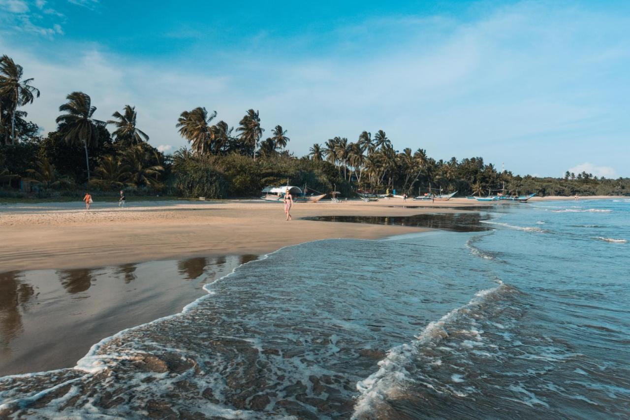 Mawella Beach Resort Tangalle Ngoại thất bức ảnh
