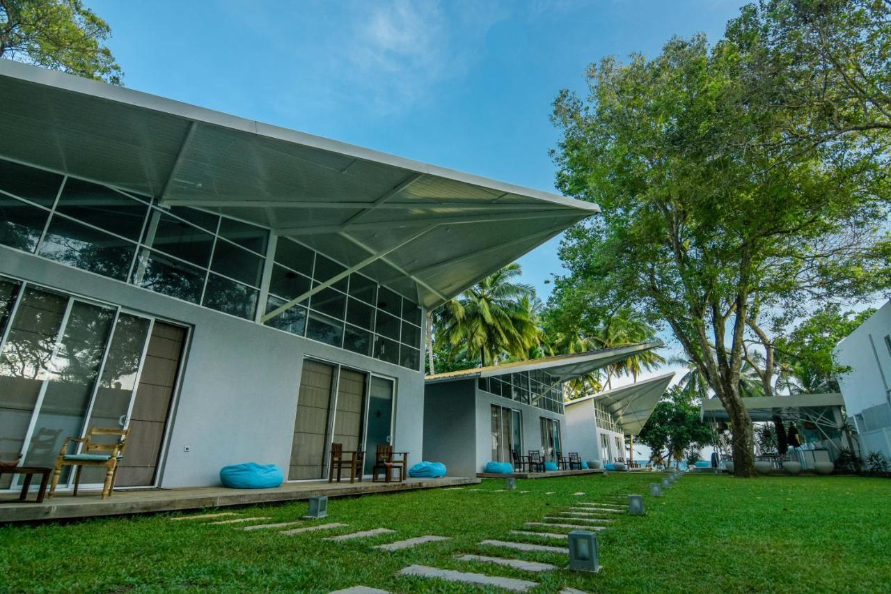 Mawella Beach Resort Tangalle Ngoại thất bức ảnh