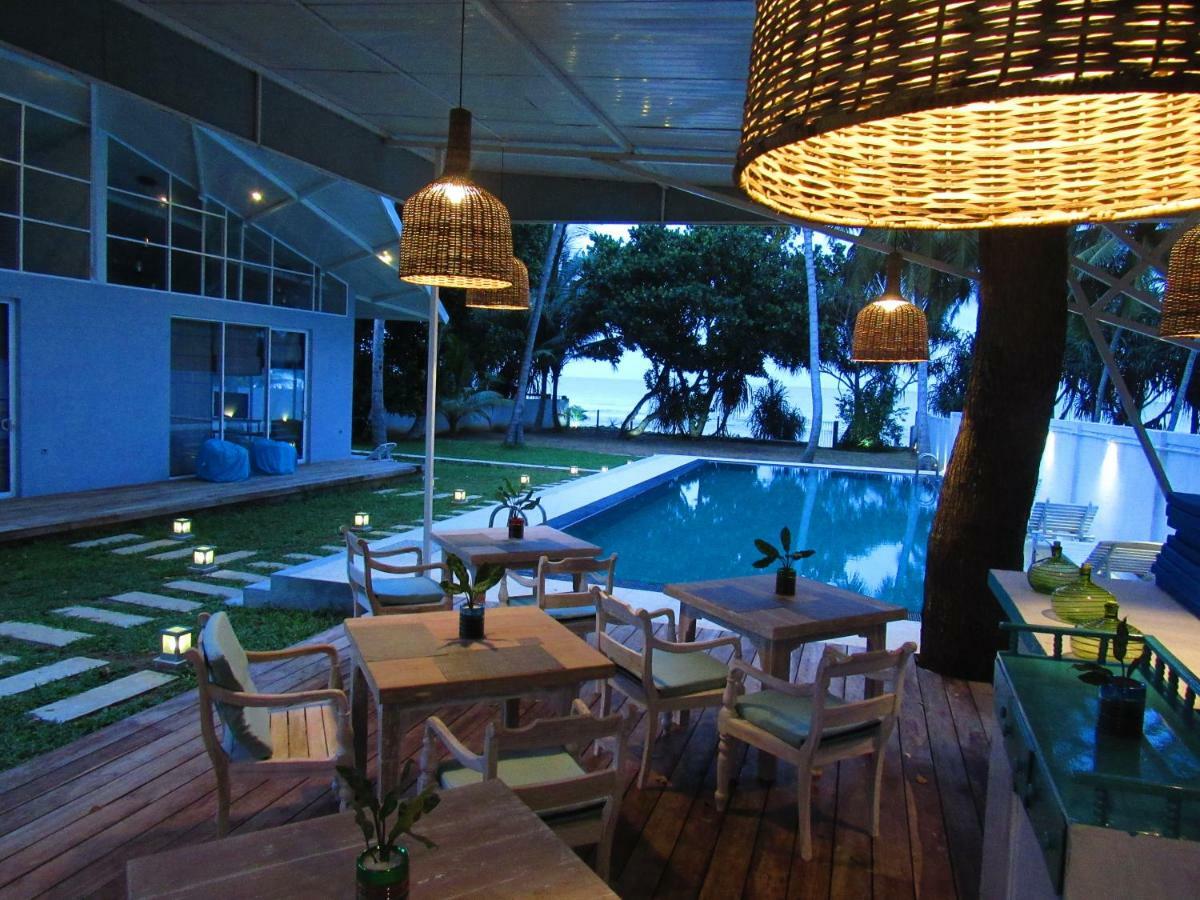 Mawella Beach Resort Tangalle Ngoại thất bức ảnh